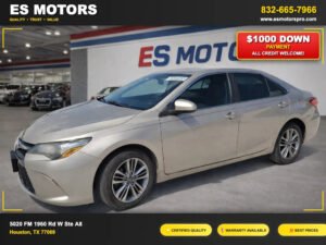 2017 Toyota Camry SE Sedan 4D